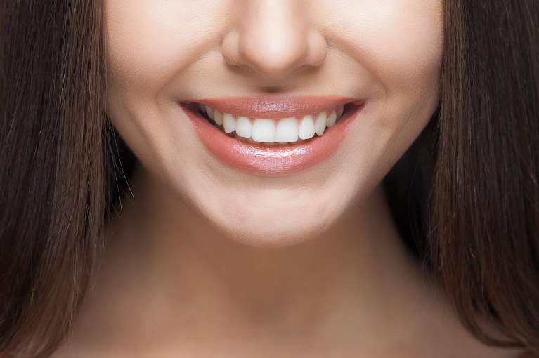 reasons to visit cosmetic dentist